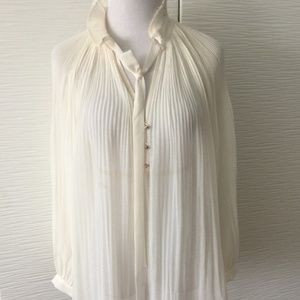 NWT Bebe Ribbon Tie Pleated Blouse, size Small